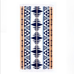 ☀️❤️Tofino Beach Towel With Tassel Trim❤️☀️